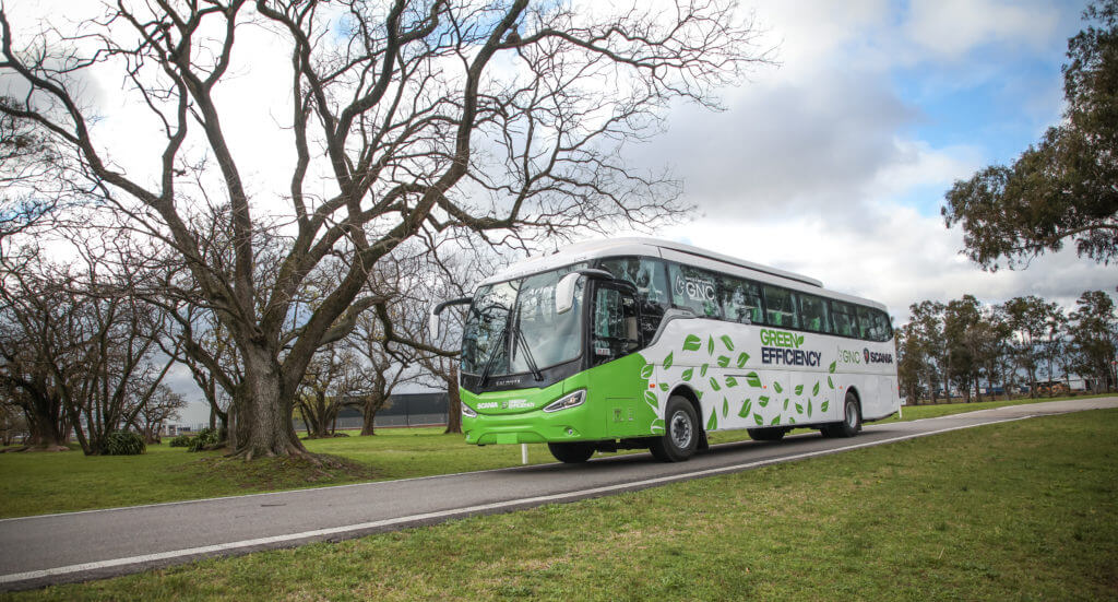 Scania Argentina presentó nuevo modelo de bus interurbano a GNC